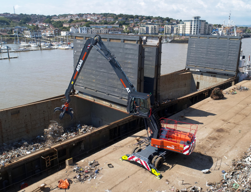 Dockside with H Ripleys New Atlas 350MH Material Handler